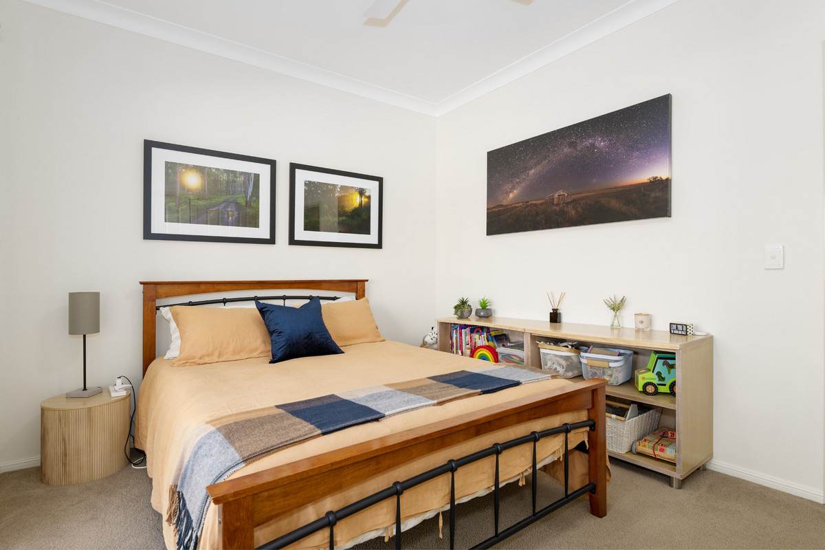 47 Halls Road, Yangan For Sale by Farmbuy.com - image 19