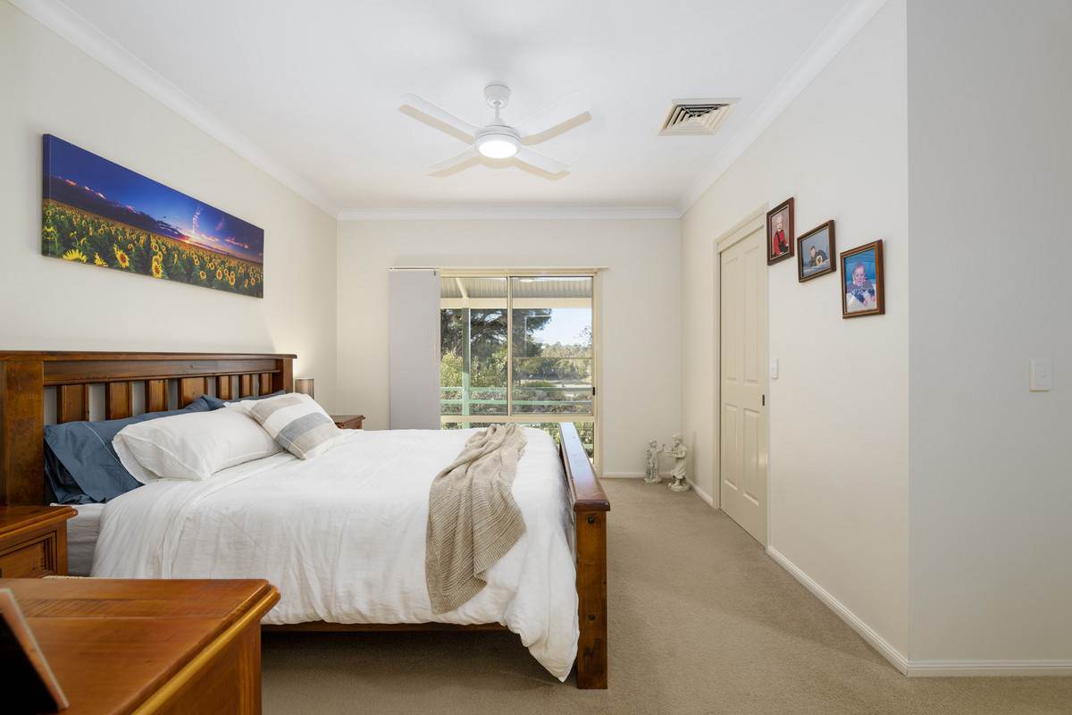 47 Halls Road, Yangan For Sale by Farmbuy.com - image 17