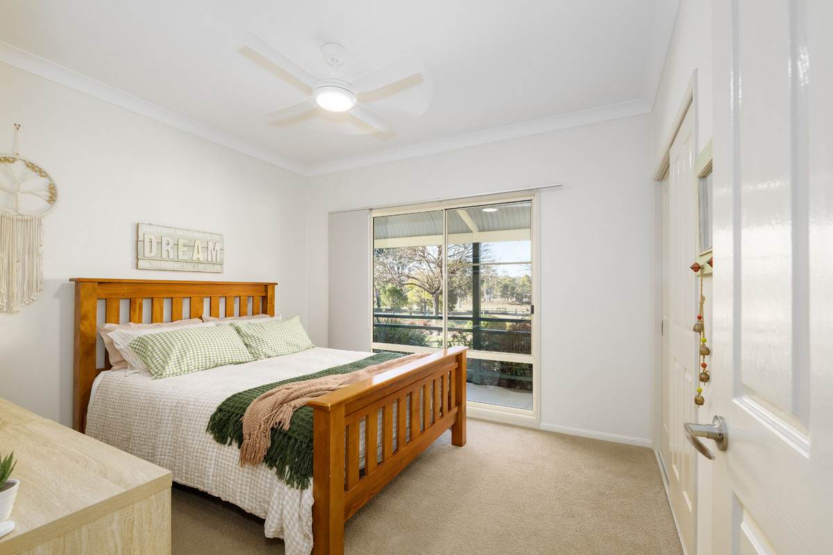 47 Halls Road, Yangan For Sale by Farmbuy.com - image 20