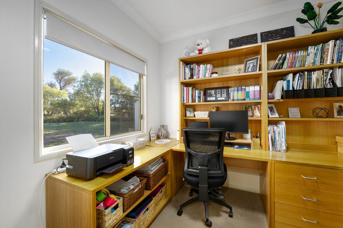 47 Halls Road, Yangan For Sale by Farmbuy.com - image 26