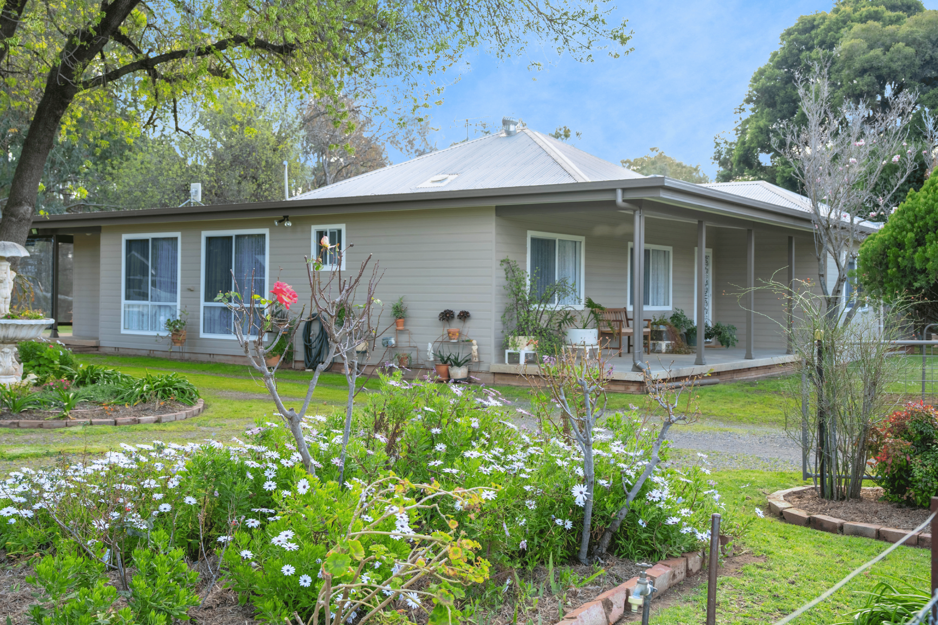 8791 Lachlan Valley Way, Forbes Auction by Farmbuy.com - image 6