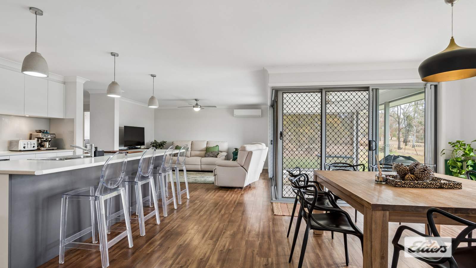 3 Hanlon Court, Laidley Heights For Sale by Farmbuy.com - image 3