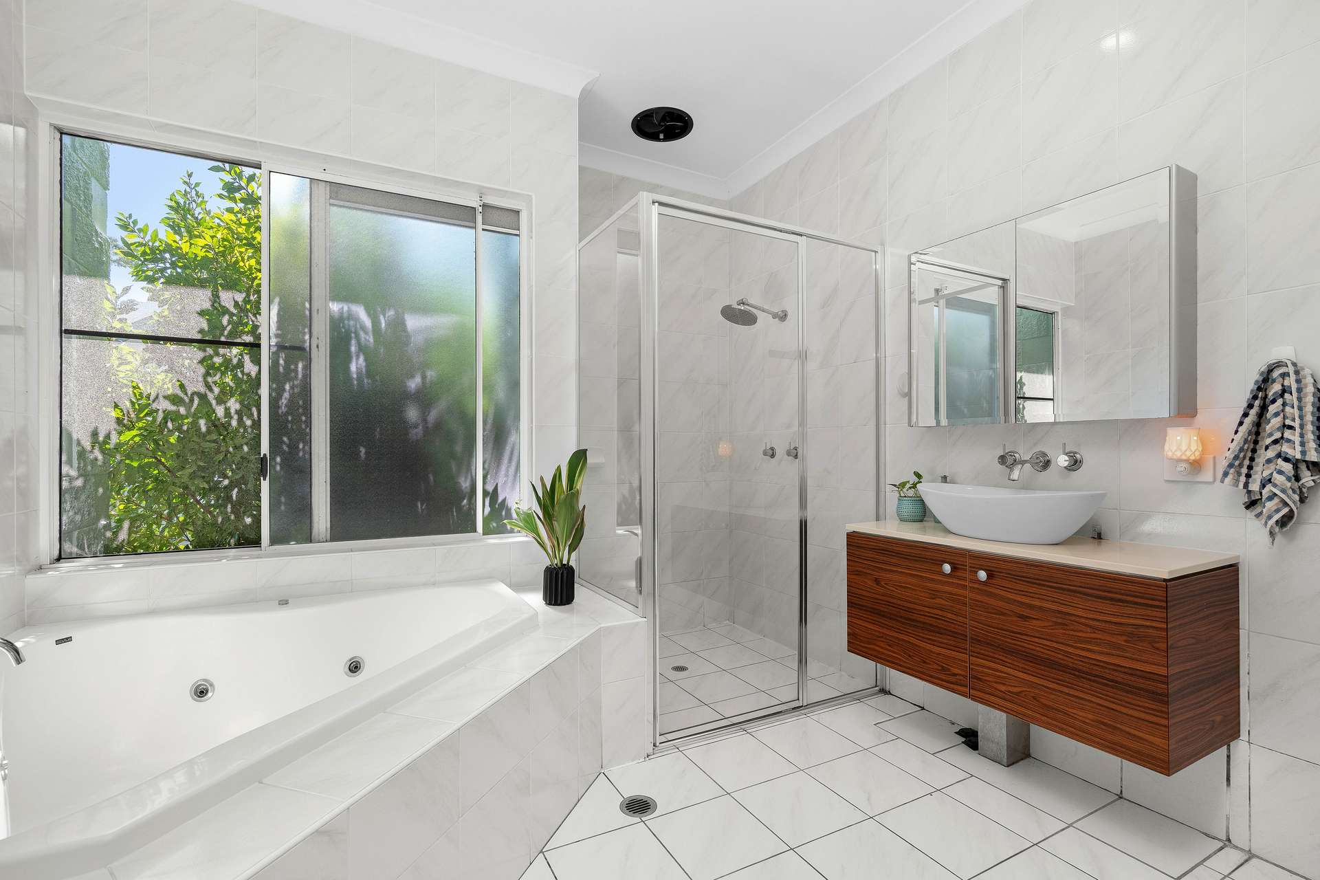 1 Bowman Close, Wonga Beach For Sale by Farmbuy.com - image 15