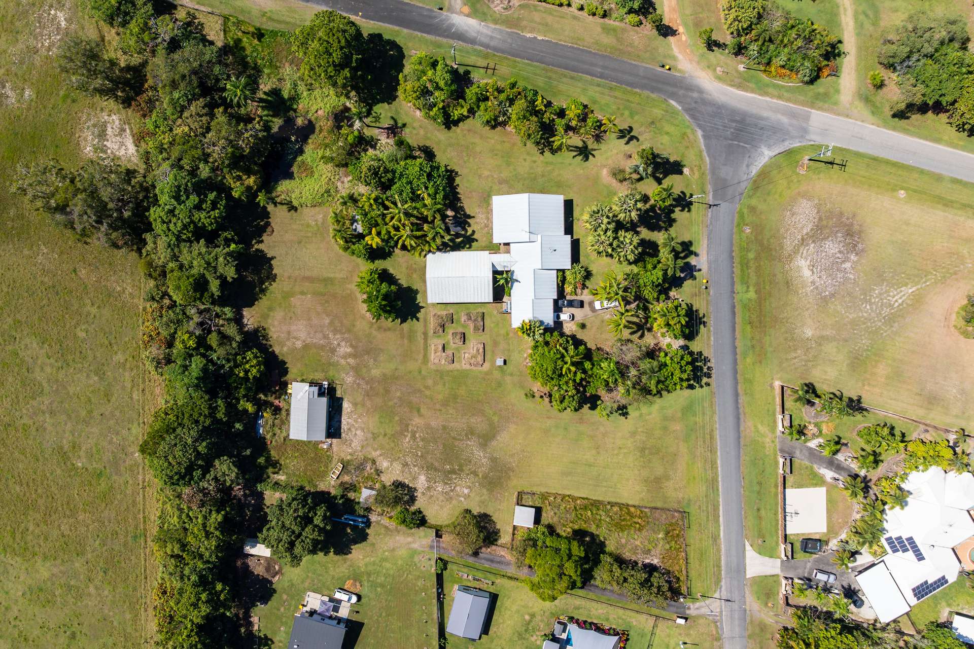 1 Bowman Close, Wonga Beach For Sale by Farmbuy.com - image 27