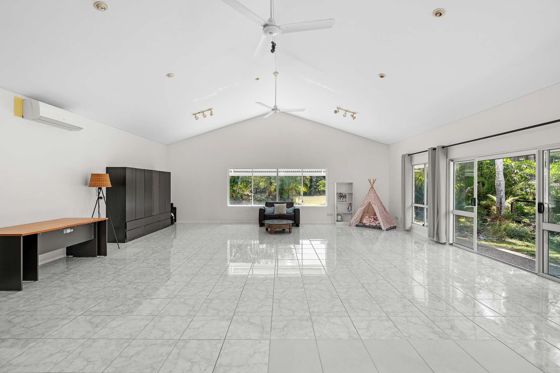 1 Bowman Close, Wonga Beach For Sale by Farmbuy.com - image 20