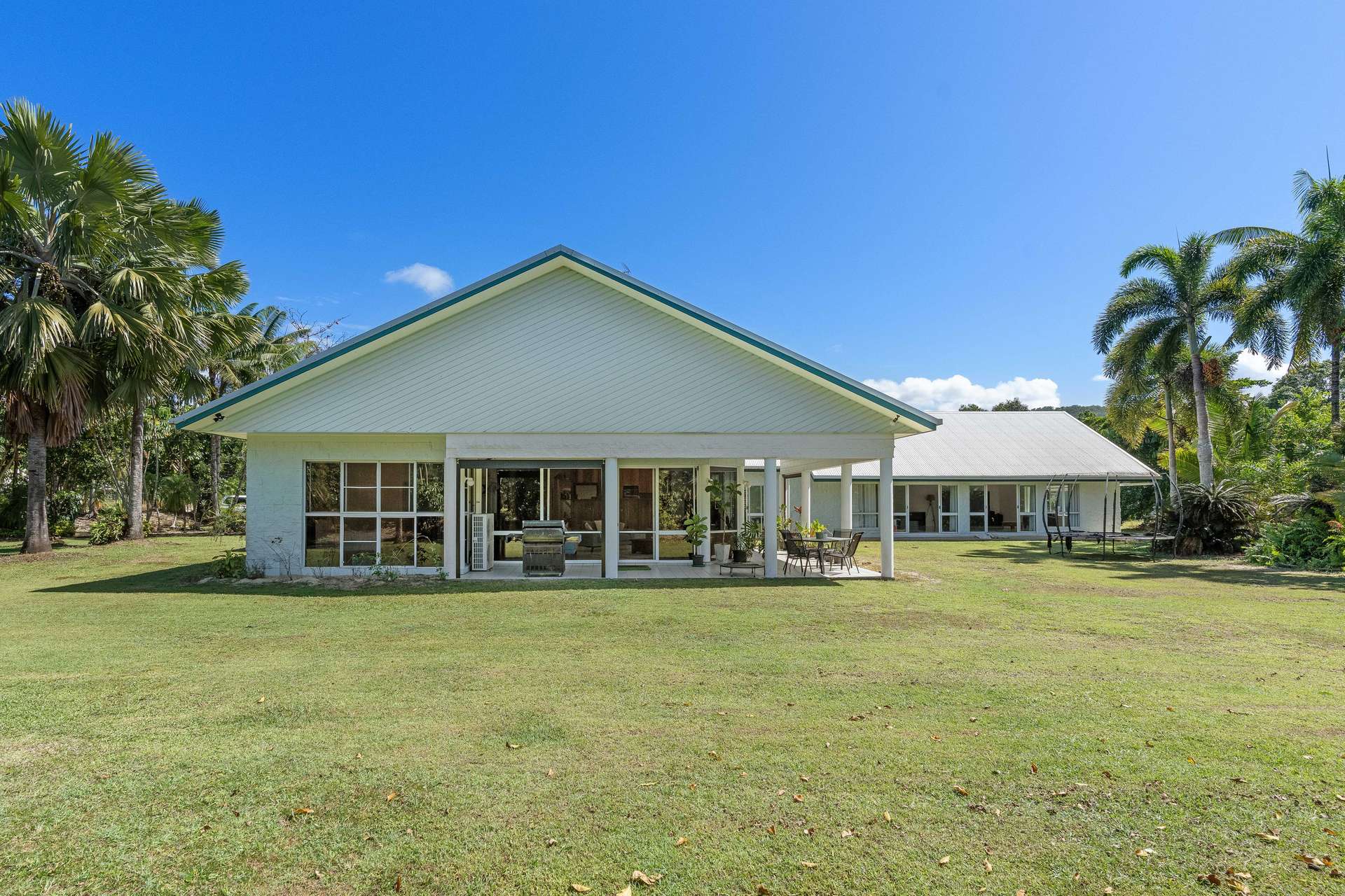 1 Bowman Close, Wonga Beach For Sale by Farmbuy.com - image 12