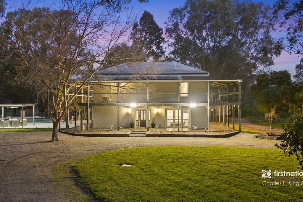 180 River Avenue, Echuca VIC 3564