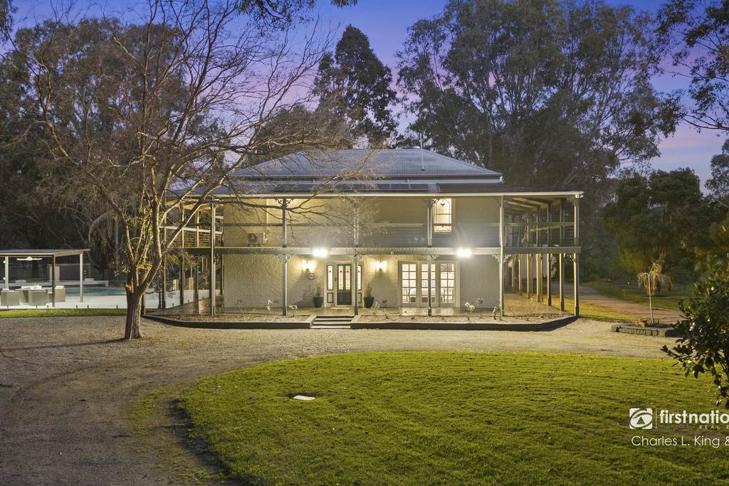 180 River Avenue, Echuca VIC 3564