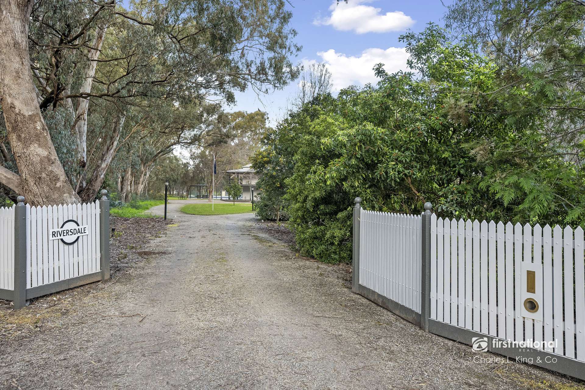 180 River Avenue, Echuca For Sale by Farmbuy.com - image 34