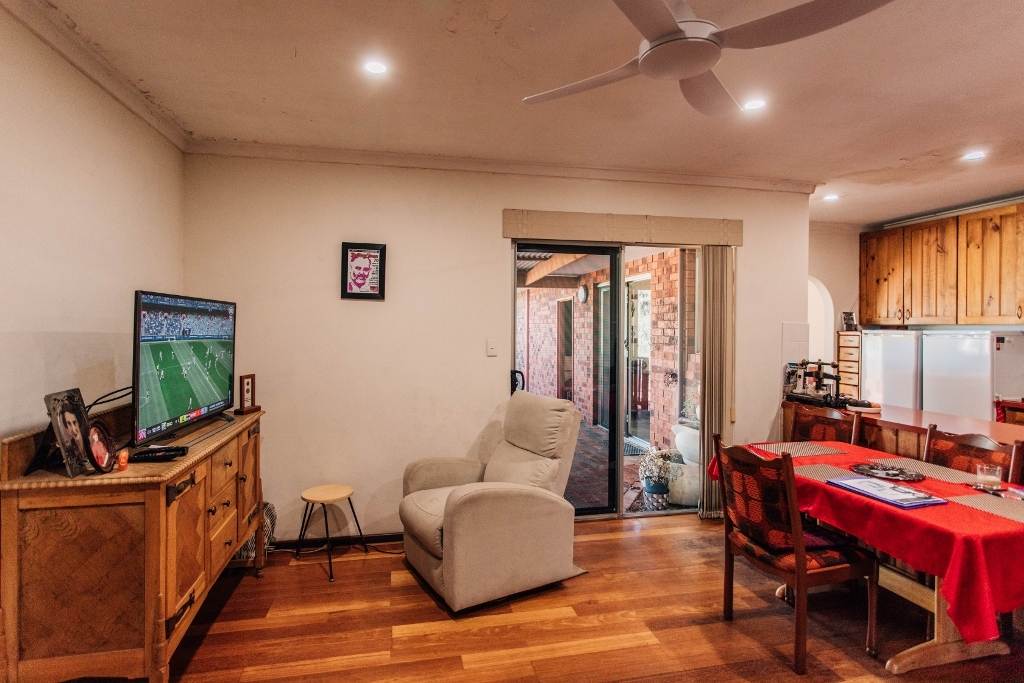 37 Fraser Street, York For Sale by Farmbuy.com - image 13