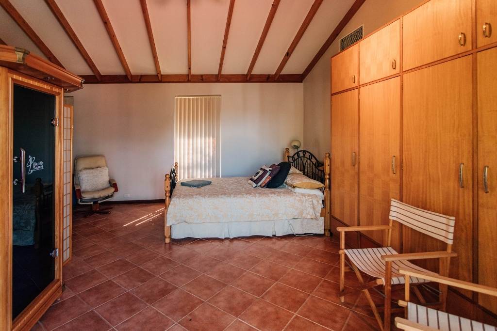 37 Fraser Street, York For Sale by Farmbuy.com - image 20