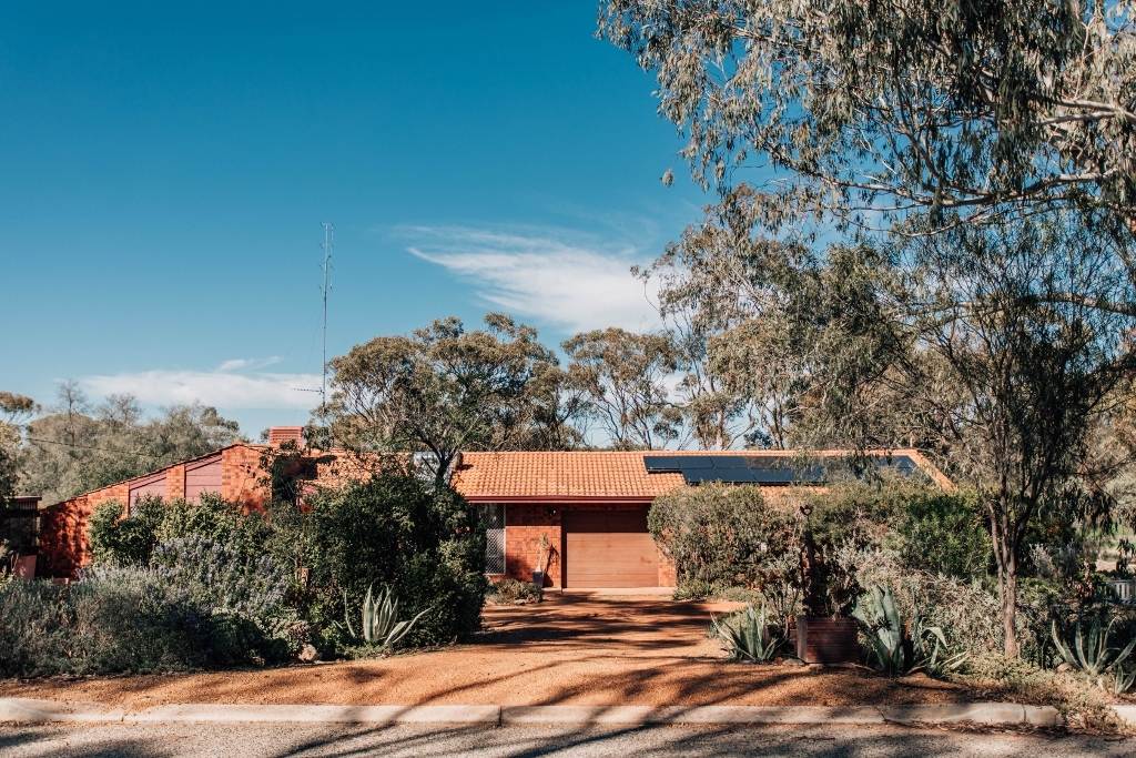 37 Fraser Street, York For Sale by Farmbuy.com - image 1