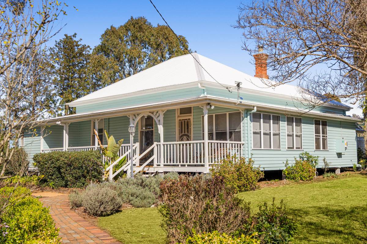 75 Canning Street, Warwick For Sale by Farmbuy.com - image 2