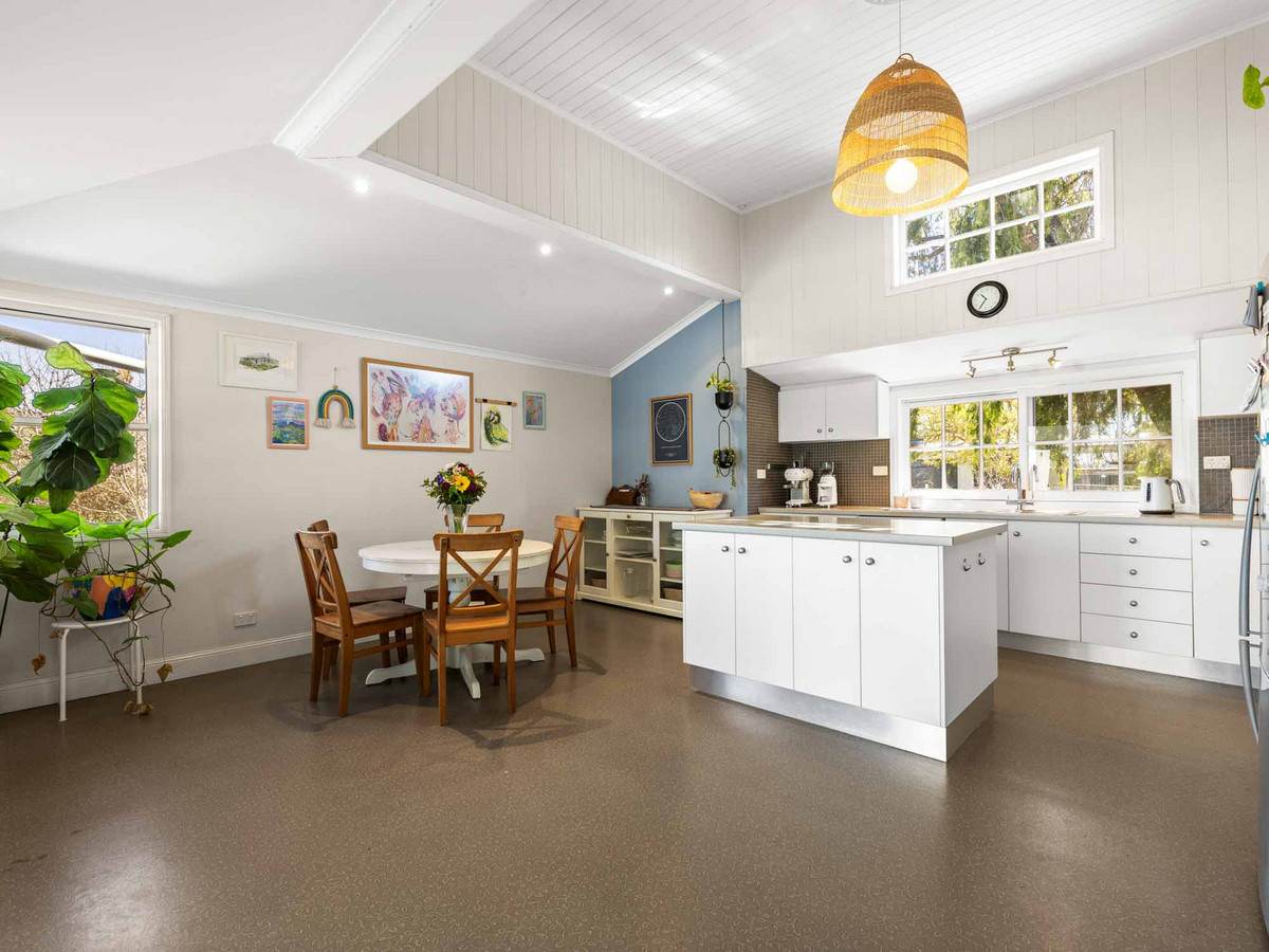 75 Canning Street, Warwick For Sale by Farmbuy.com - image 15