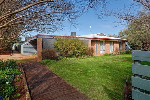 Farm For Sale - VIC - Birdwoodton - 3505 - Perfectly Maintained Home and Sought After Acreage! 