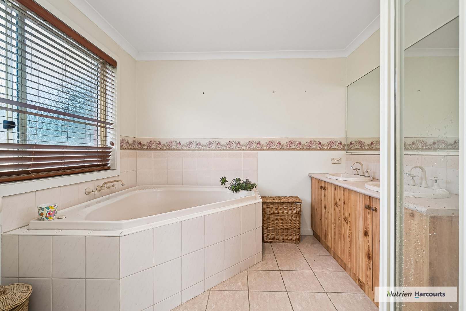 365 McDonalds Road, Clonbinane For Sale by Farmbuy.com - image 9