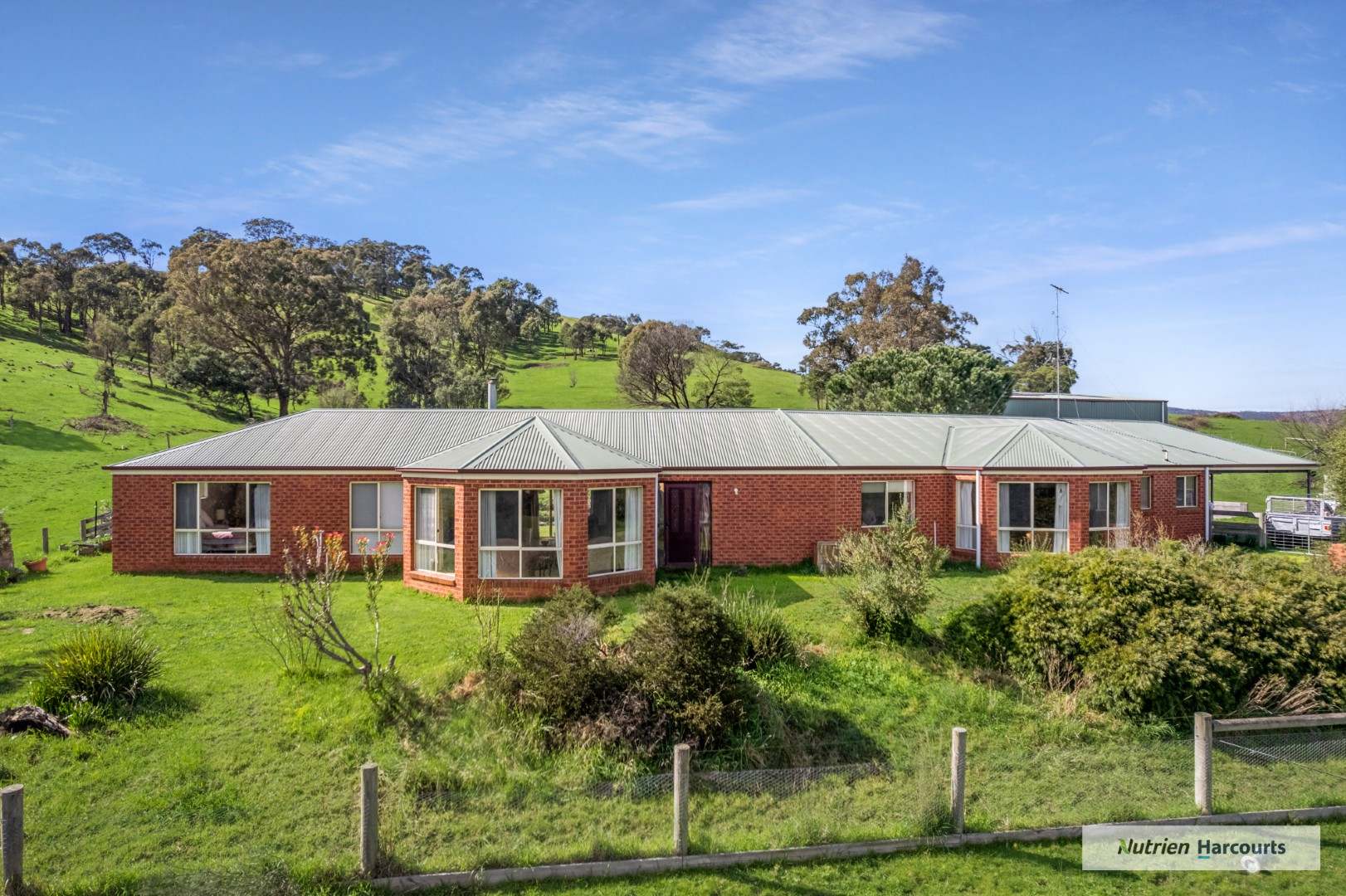 365 McDonalds Road, Clonbinane For Sale by Farmbuy.com - image 1