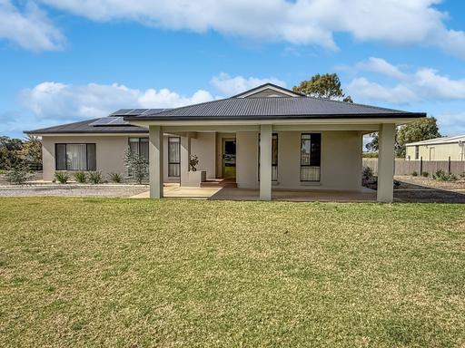 336 Petersham Road, Leeton NSW 2705