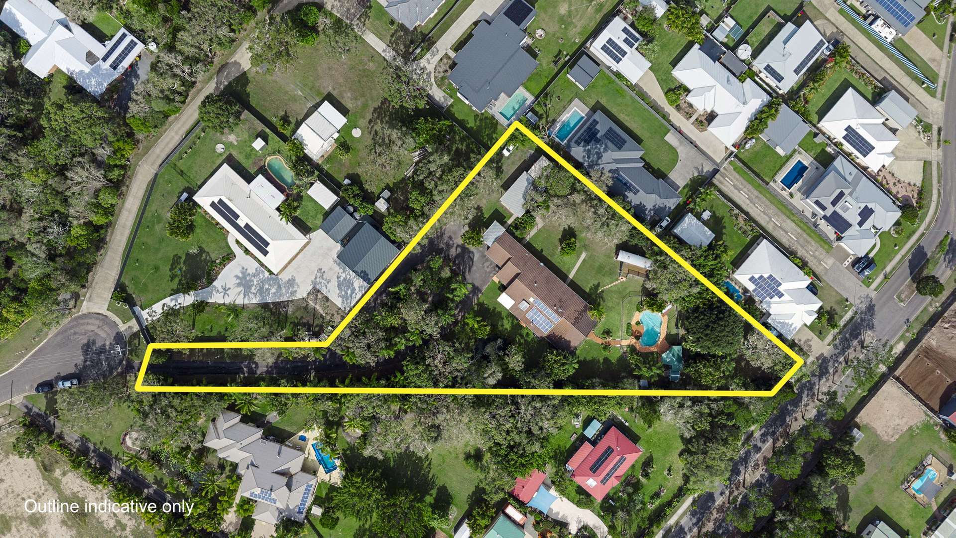 7 Mexican Court, Urangan For Sale by Farmbuy.com - image 5