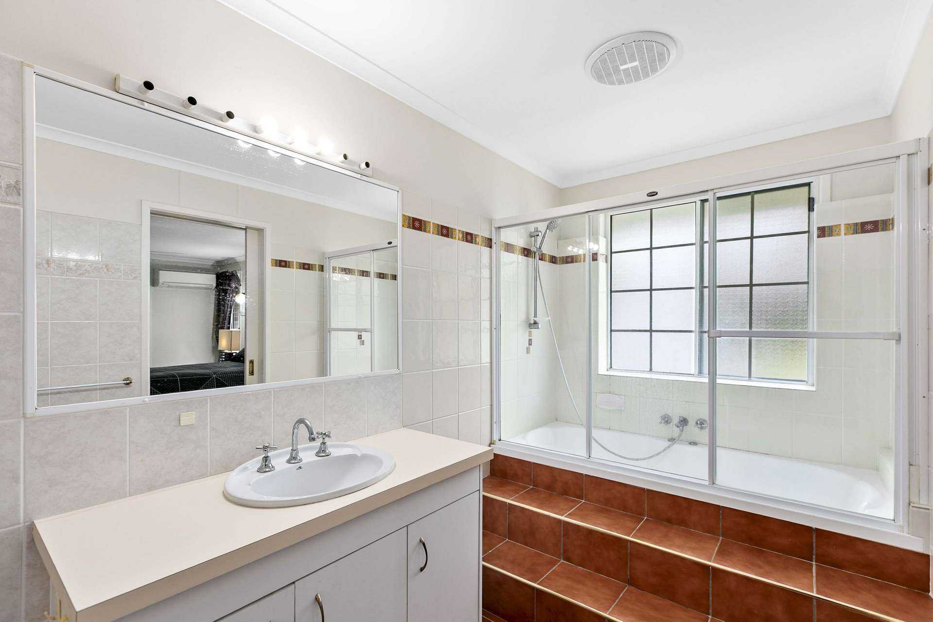 7 Mexican Court, Urangan For Sale by Farmbuy.com - image 18