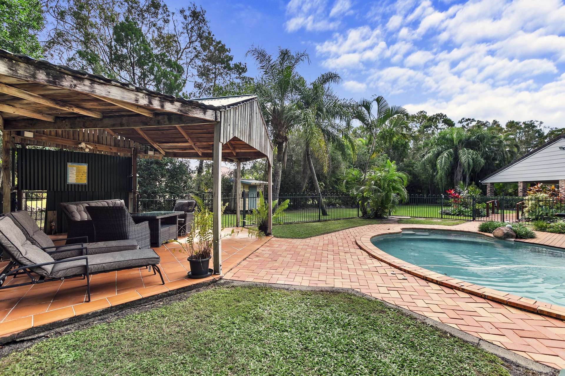 7 Mexican Court, Urangan For Sale by Farmbuy.com - image 27