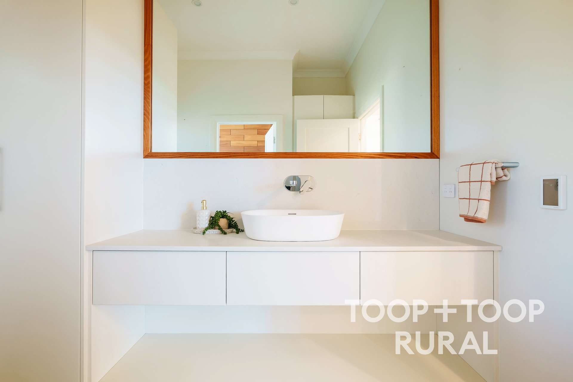 109 Springton Road, Williamstown For Sale by Farmbuy.com - image 20