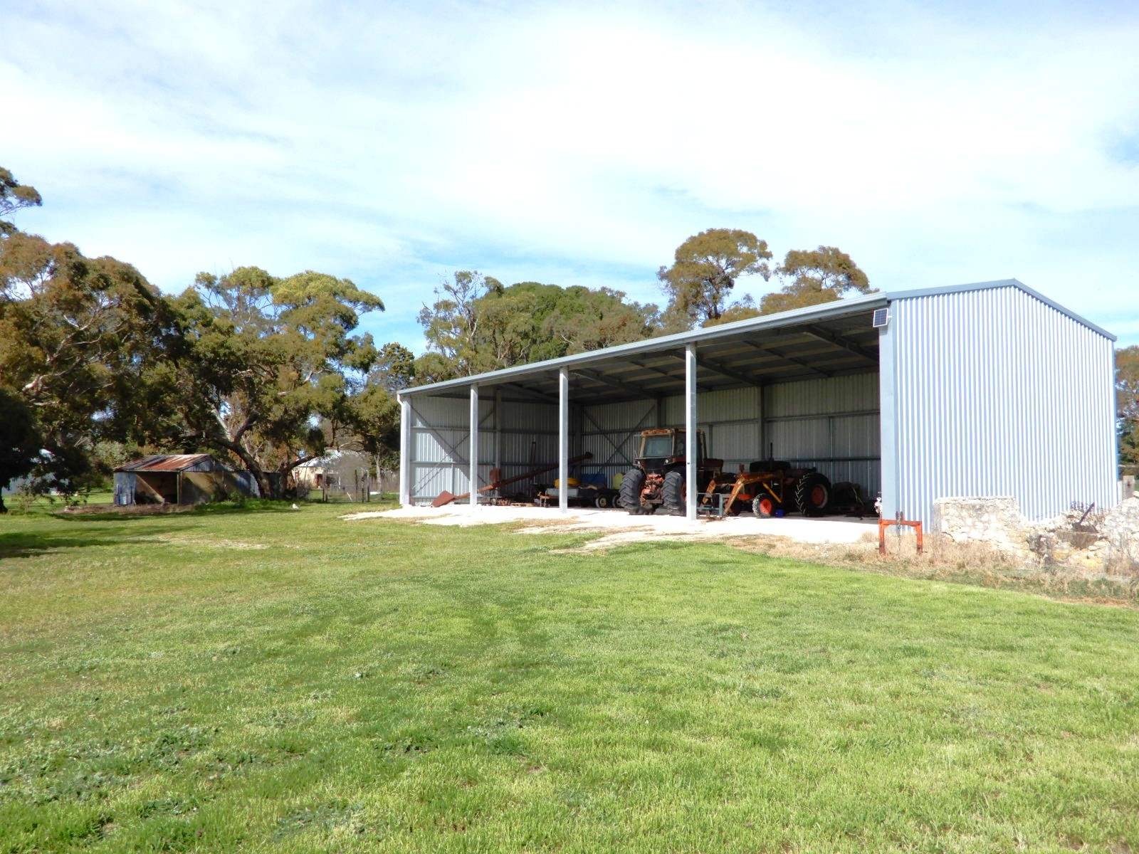 307 Emu Springs Road, Tintinara For Sale by Farmbuy.com - image 2