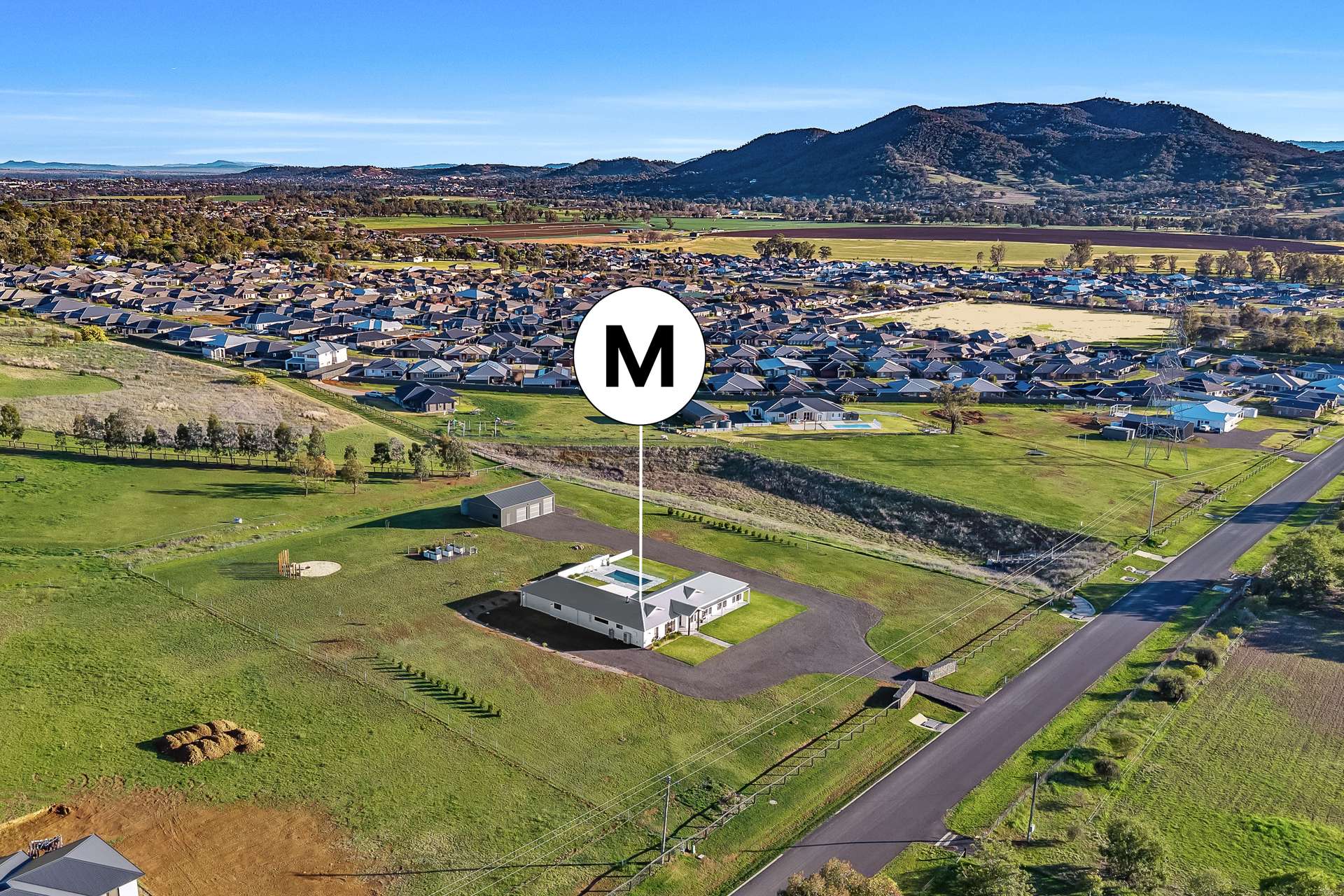 62 Burgess Lane, Tamworth For Sale by Farmbuy.com - image 1