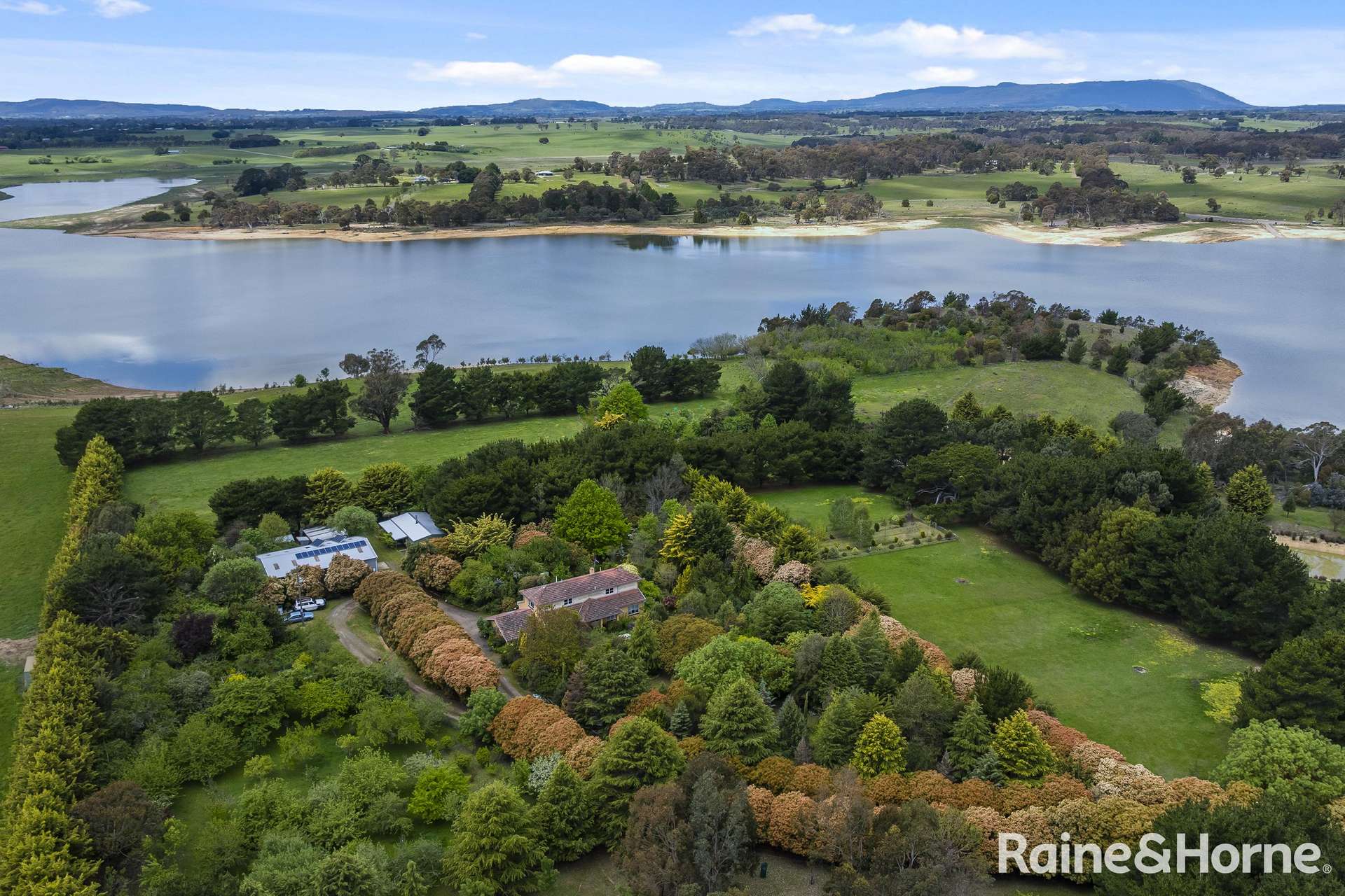 545 Kyneton Springhill Road, Kyneton South For Sale by Farmbuy.com - image 21