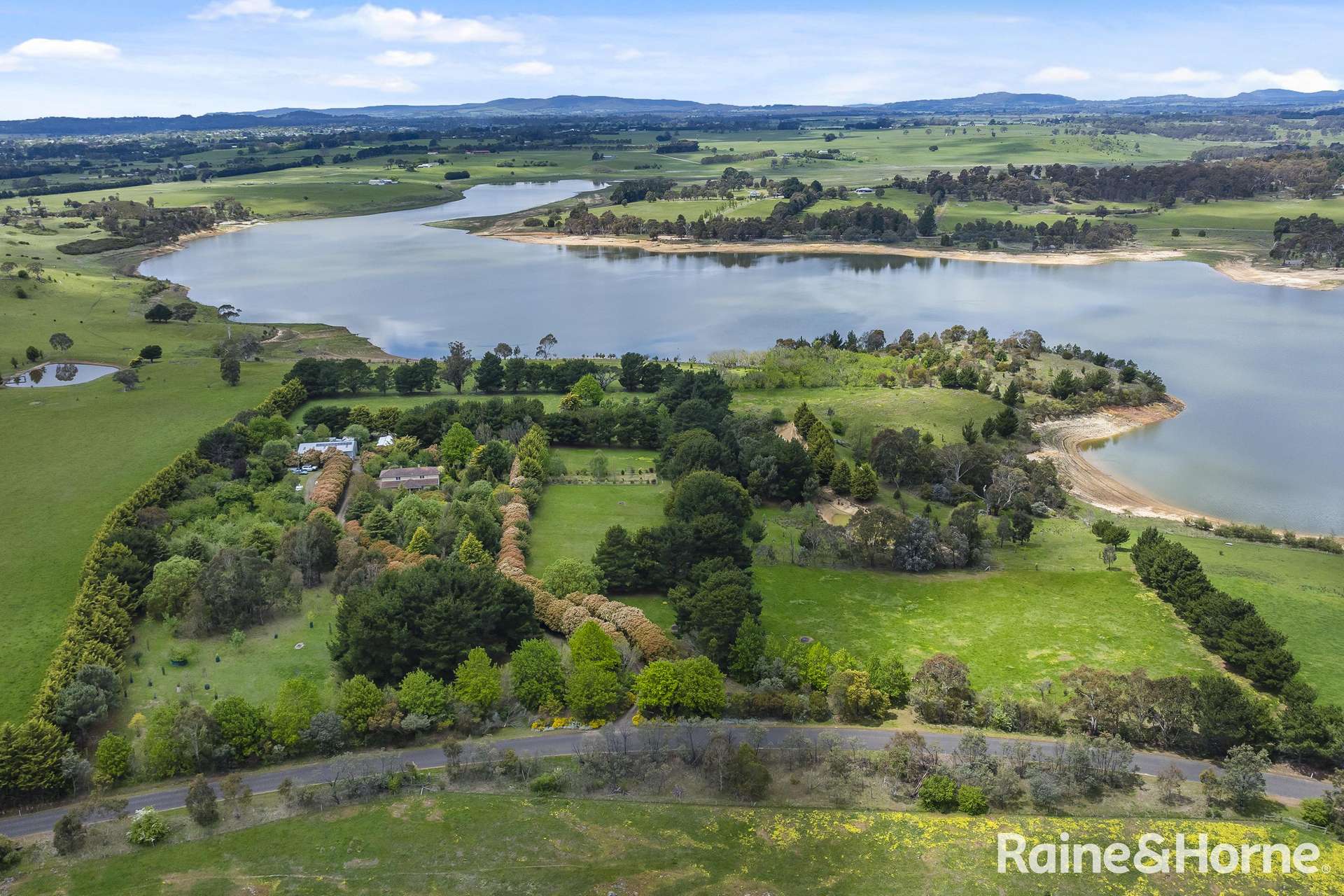 545 Kyneton Springhill Road, Kyneton South For Sale by Farmbuy.com - image 24