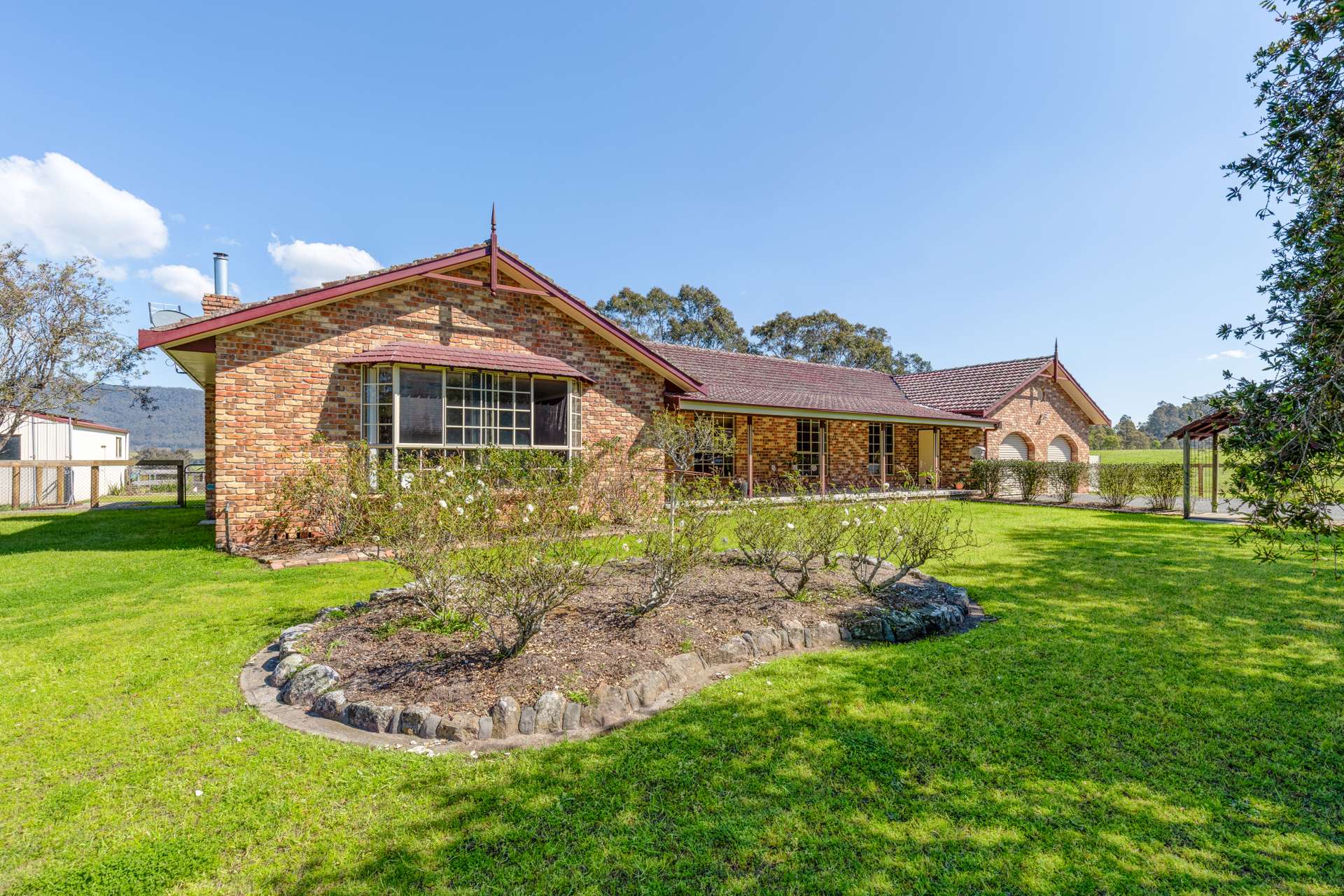 127 Horns Crossing Road, Vacy For Sale by Farmbuy.com - image 1