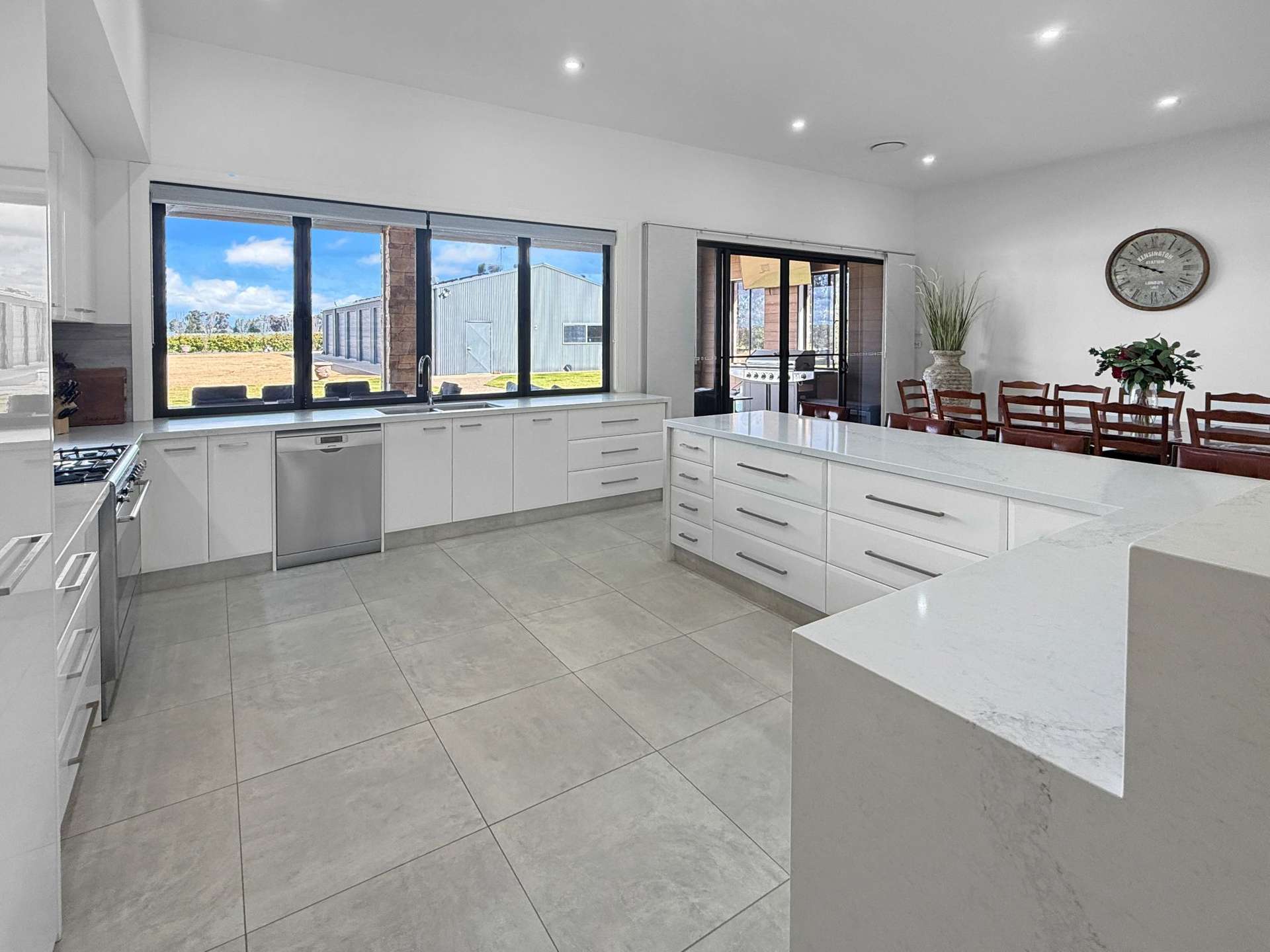 10 Merungle Hill Road, Yanco For Sale by Farmbuy.com - image 6
