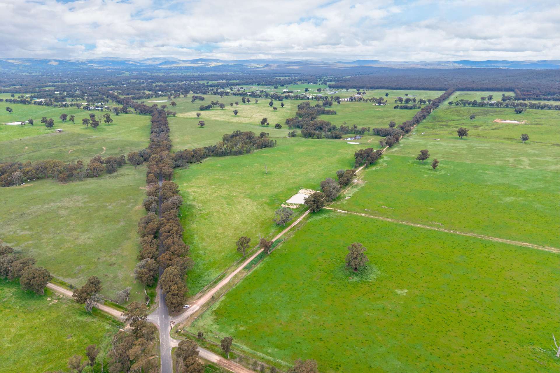 134 Soldiers Road, Barnawartha Auction by Farmbuy.com - image 6