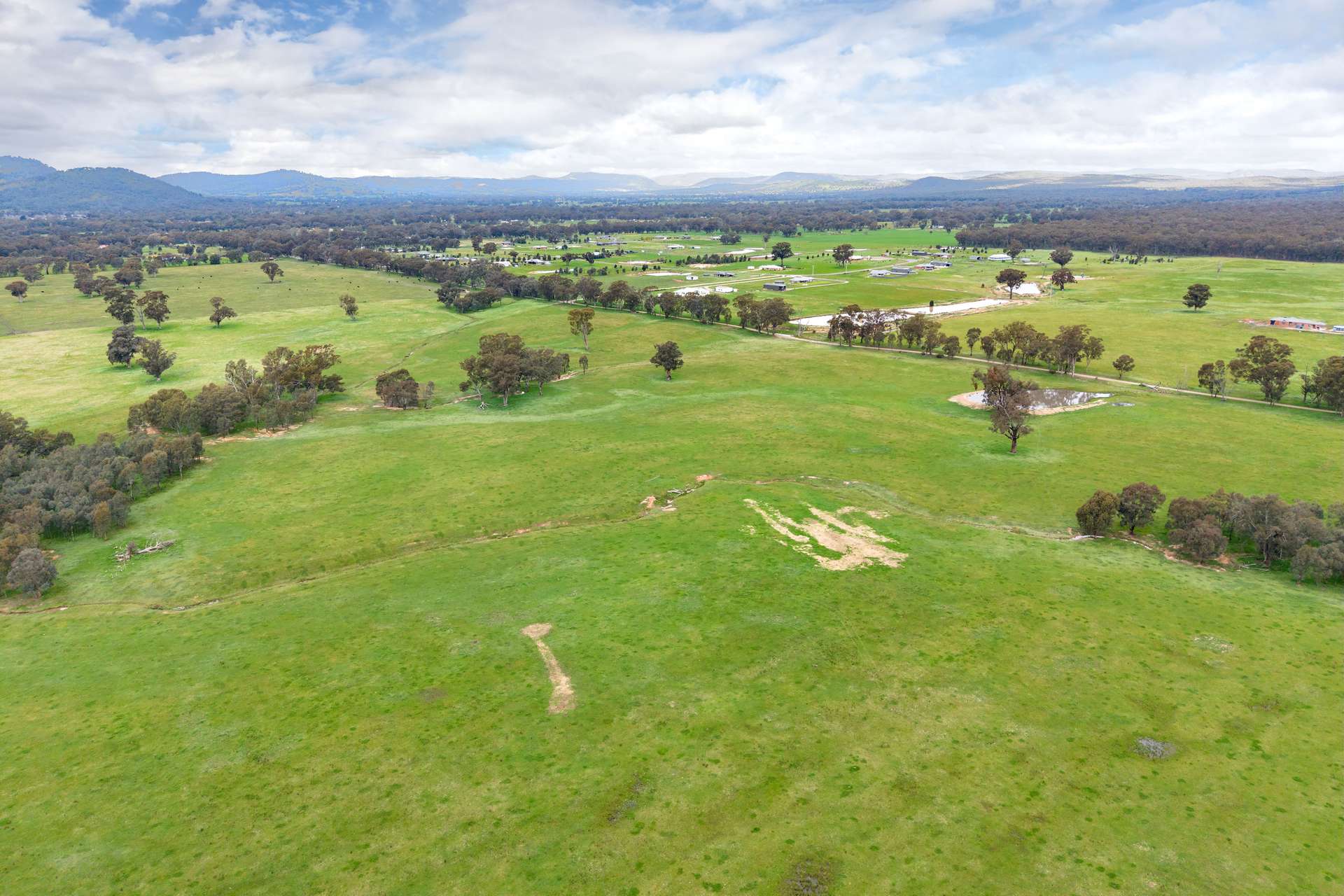 134 Soldiers Road, Barnawartha Auction by Farmbuy.com - image 10