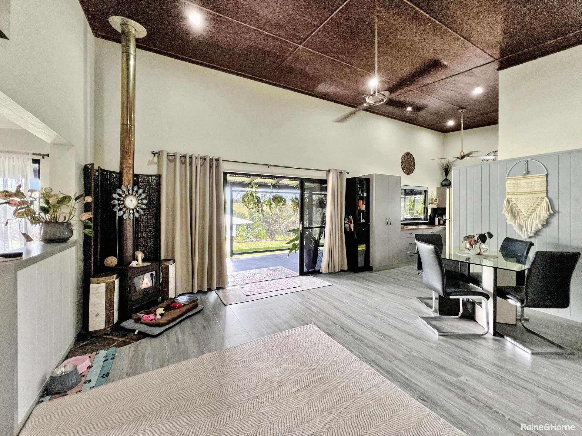 17 Cahill Close, Peeramon For Sale by Farmbuy.com - image 6
