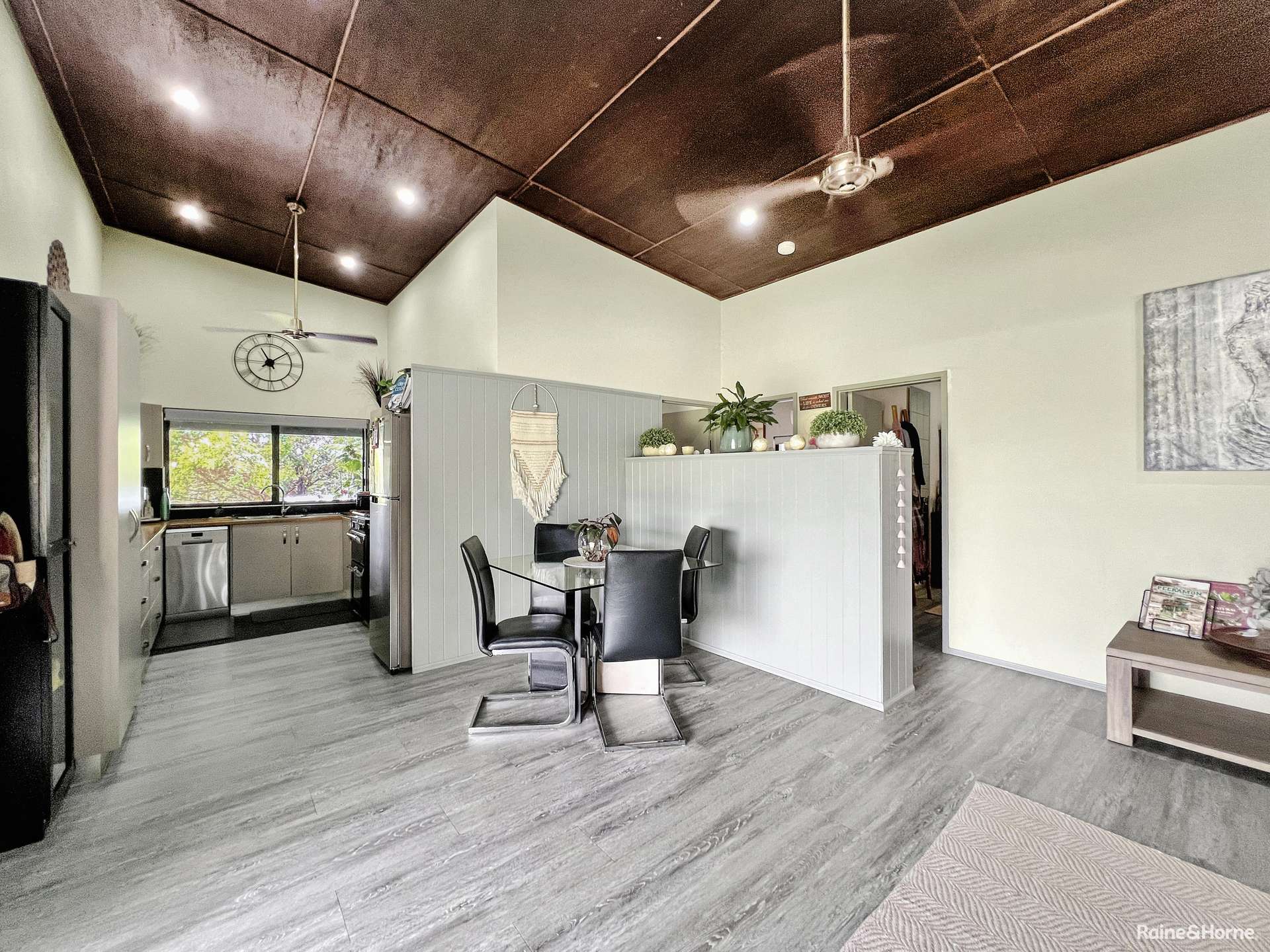 17 Cahill Close, Peeramon For Sale by Farmbuy.com - image 4