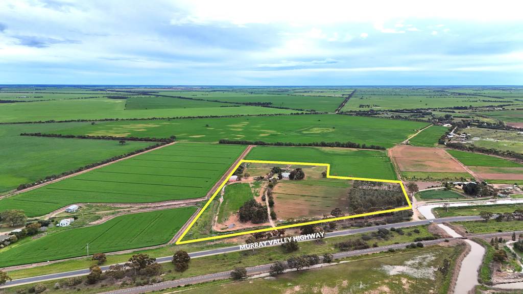 5213 Murray Valley Highway, Castle Donnington VIC 3585