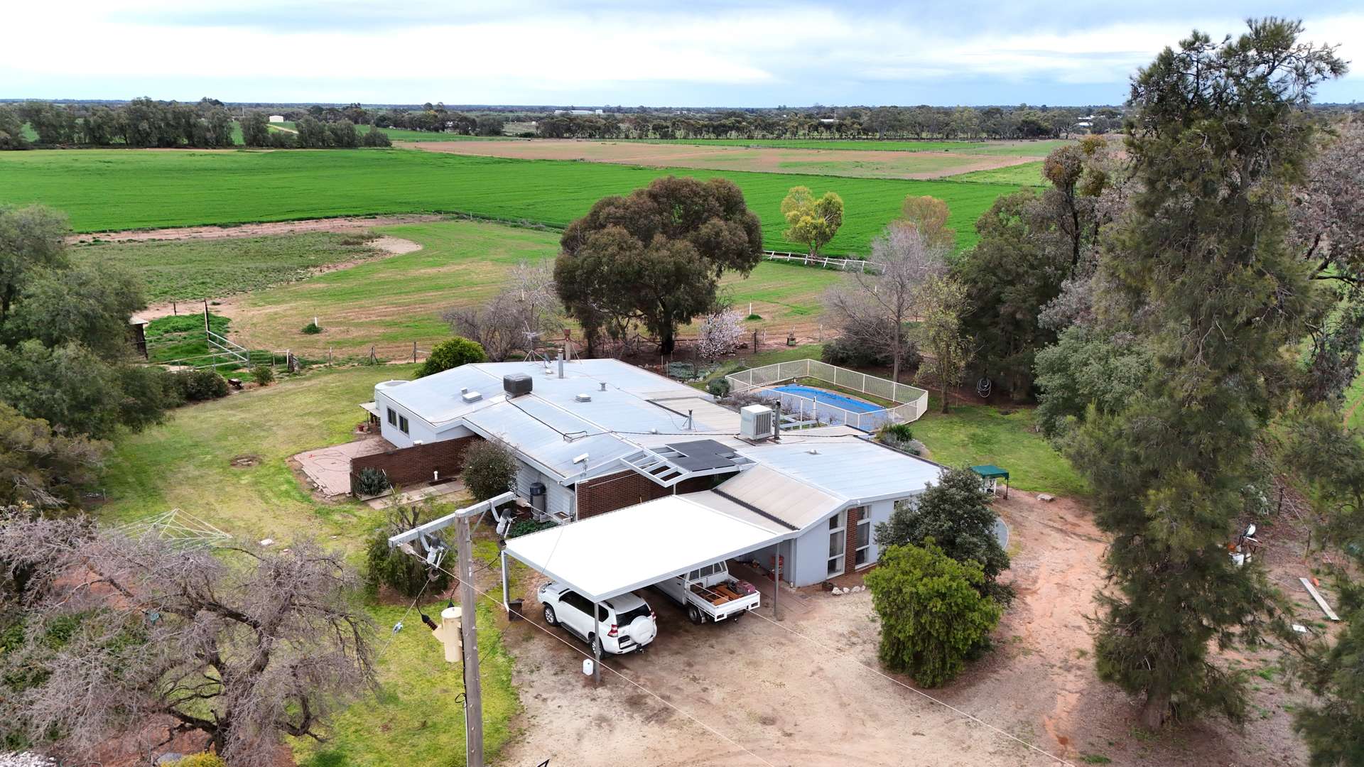 5213 Murray Valley Highway, Castle Donnington For Sale by Farmbuy.com - image 19