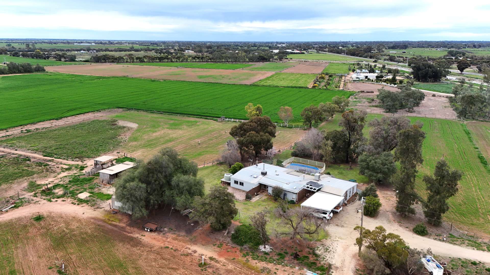 5213 Murray Valley Highway, Castle Donnington For Sale by Farmbuy.com - image 23