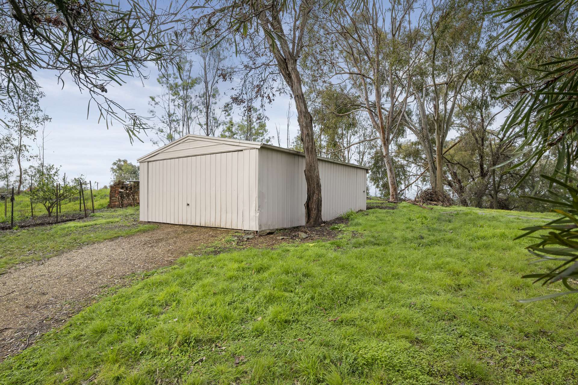 97 Yarrabee Road, Markwood For Sale by Farmbuy.com - image 18
