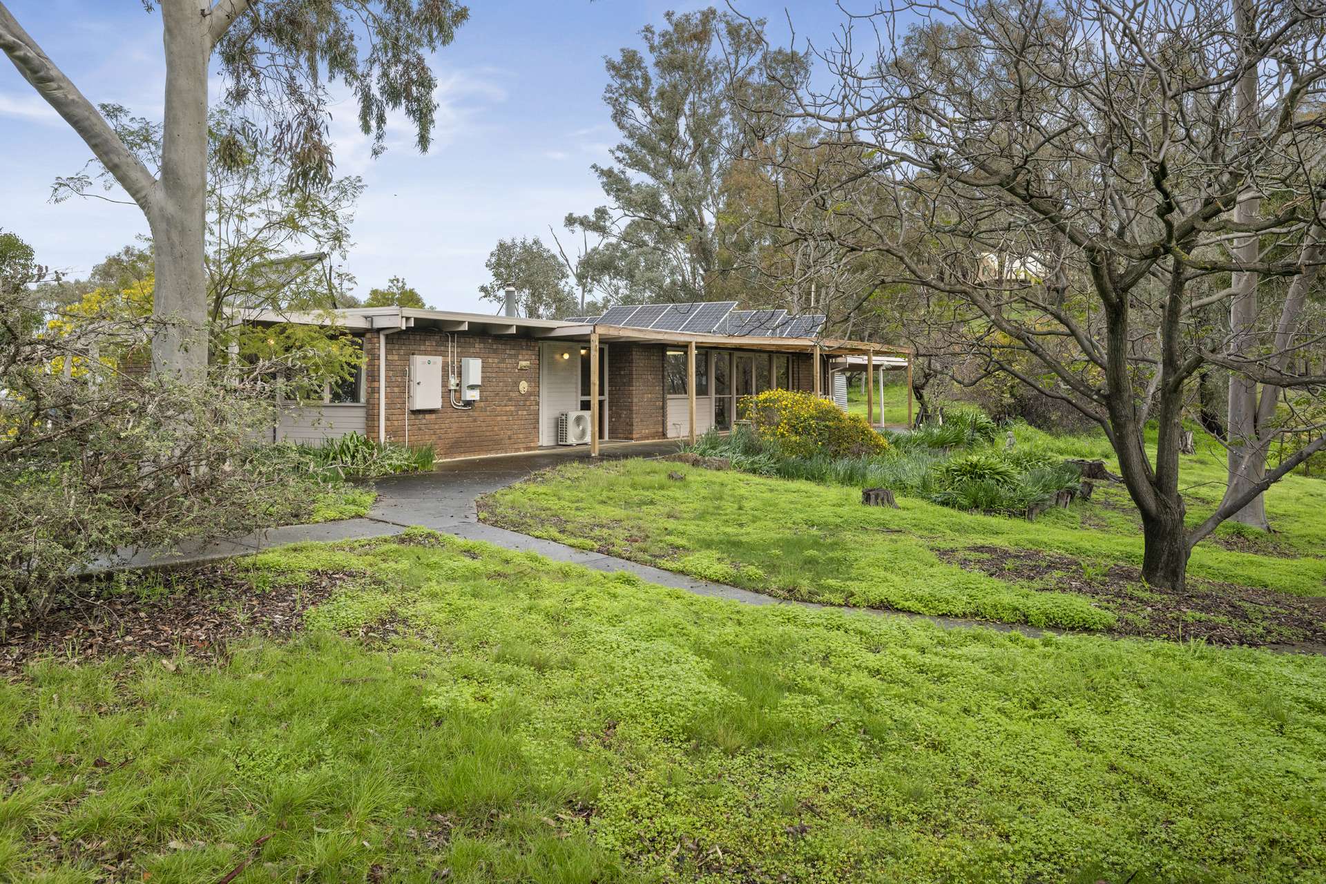 97 Yarrabee Road, Markwood For Sale by Farmbuy.com - image 2