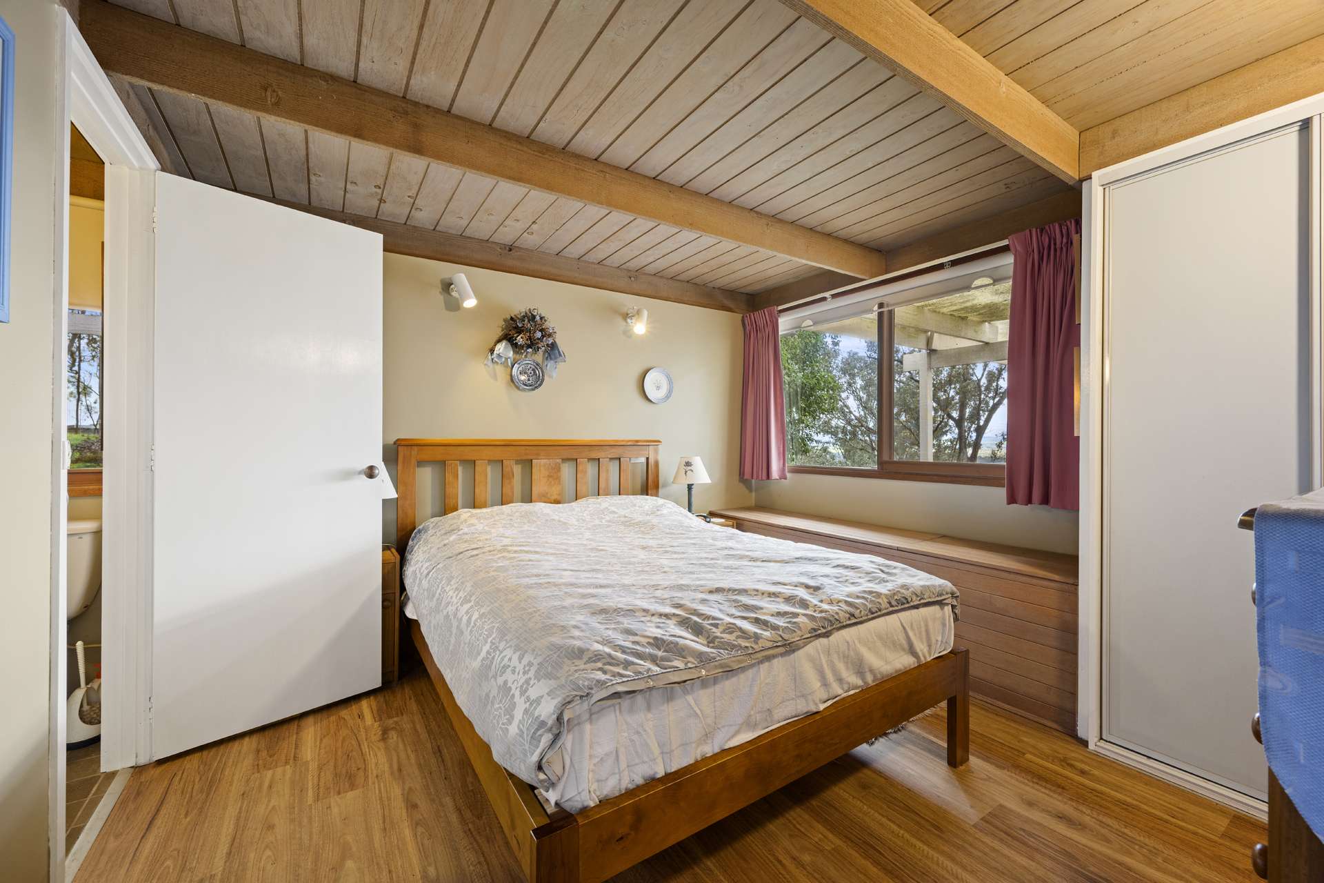 97 Yarrabee Road, Markwood For Sale by Farmbuy.com - image 9