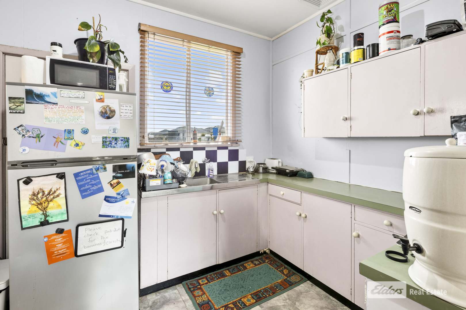 16 Argyll Street, Gledhow For Sale by Farmbuy.com - image 21