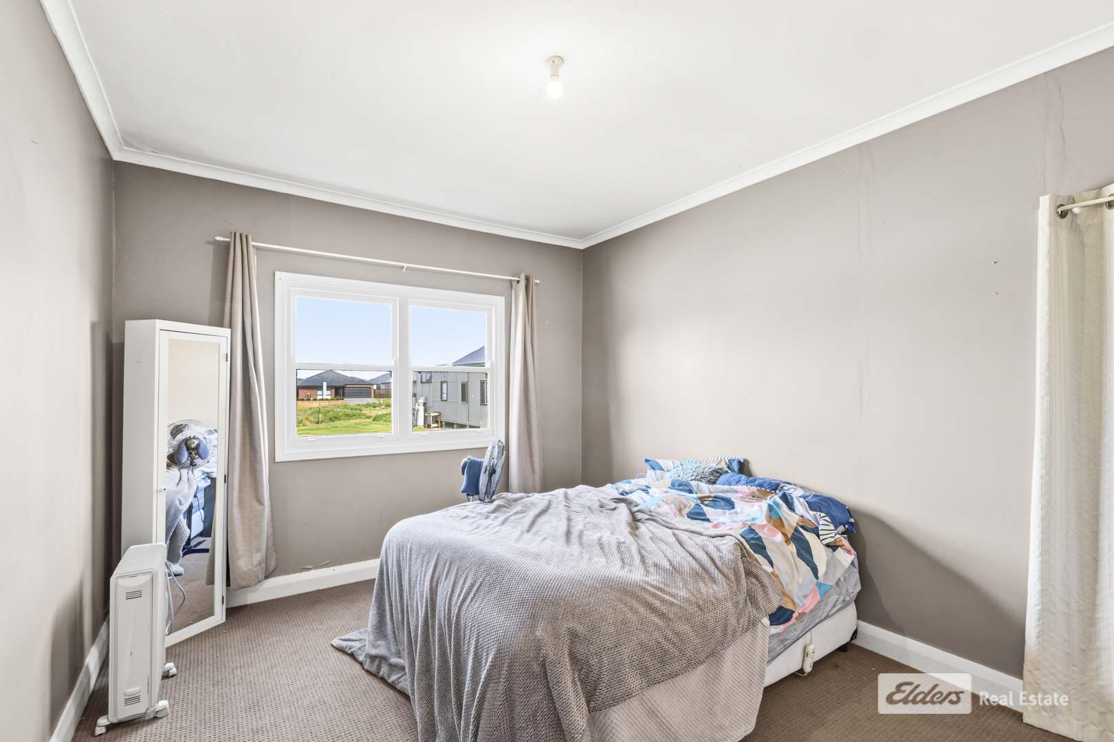 16 Argyll Street, Gledhow For Sale by Farmbuy.com - image 14