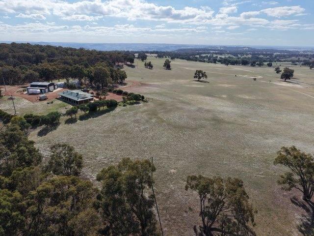 148 Jilyading Drive, Katrine For Sale by Farmbuy.com - image 4