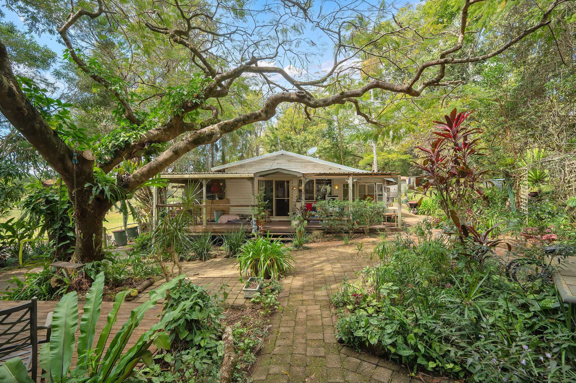 591 Nambour Mapleton Road, Kureelpa For Sale by Farmbuy.com - image 1