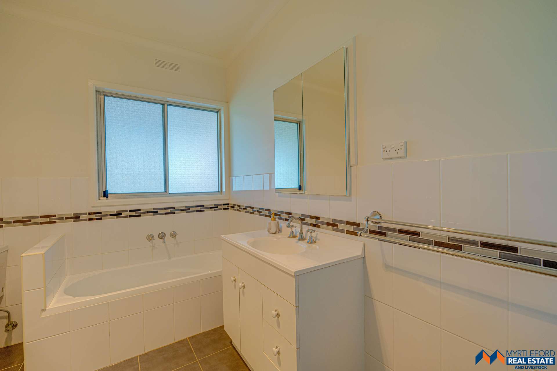 3914 Snow Road, Whorouly East For Sale by Farmbuy.com - image 18