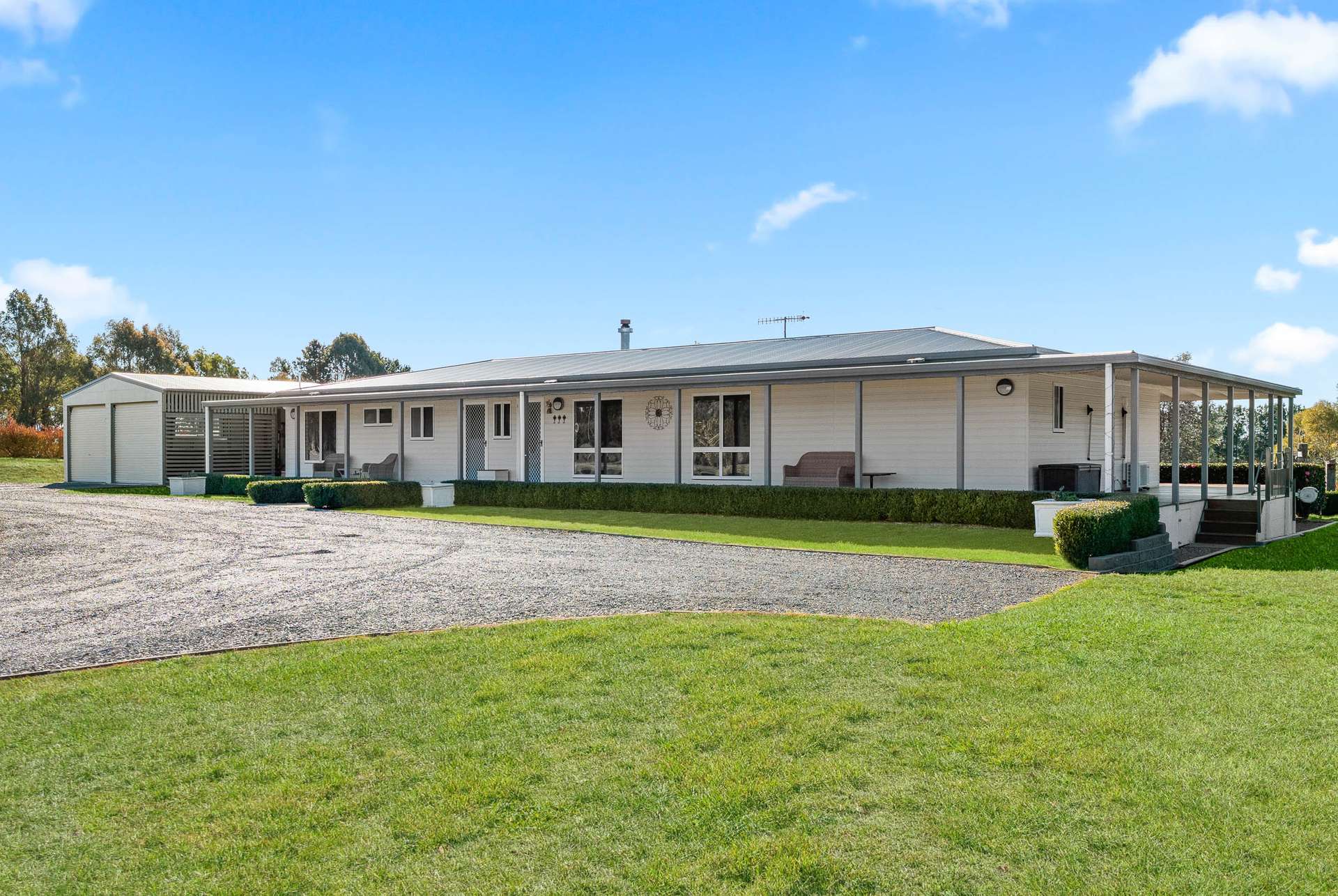 102 Reservoir Road, Crookwell For Sale by Farmbuy.com - image 1