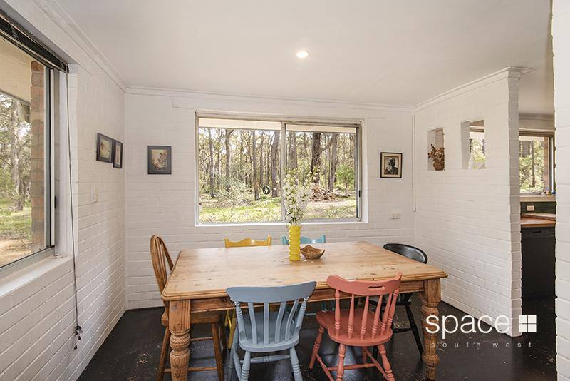 12 Walker Place, Redgate For Sale by Farmbuy.com - image 4