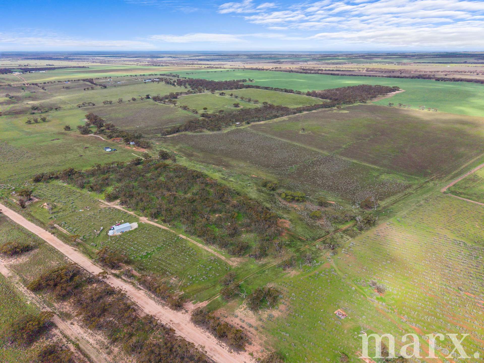 422 Railway Tce, Sutherlands For Sale by Farmbuy.com - image 4